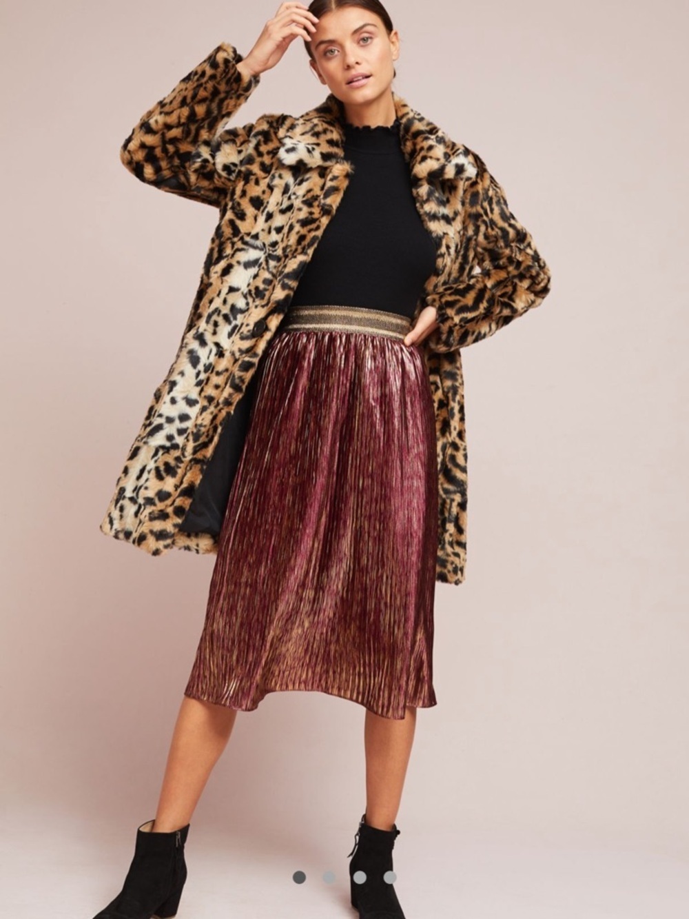 NWT Anthropologie Moon River Metallic Pleated shine Midi Skirt Burgundy Medium